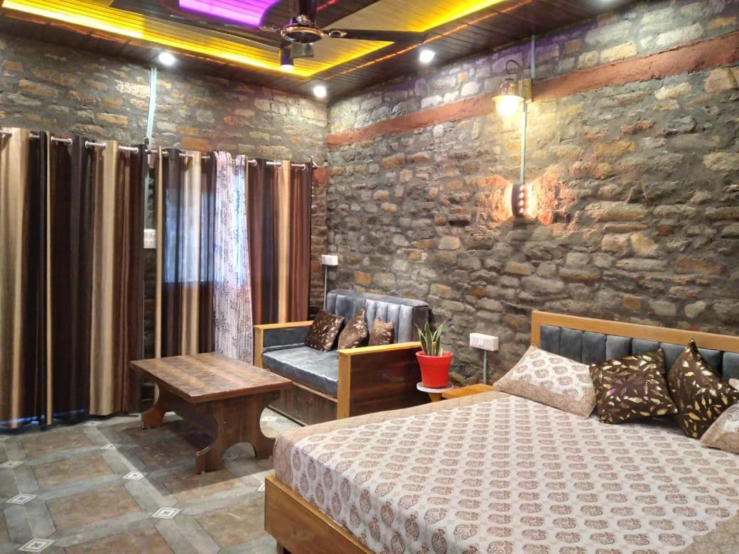 Nature Villaas Basa Homestay Pauri Экстерьер фото
