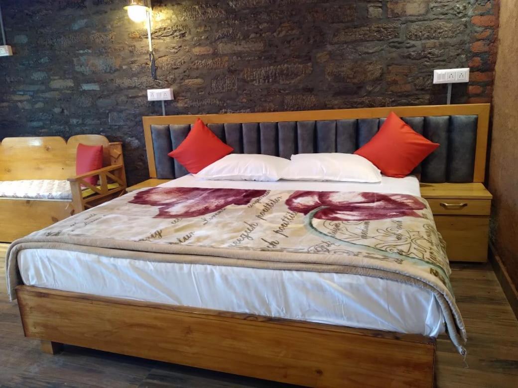 Nature Villaas Basa Homestay Pauri Экстерьер фото