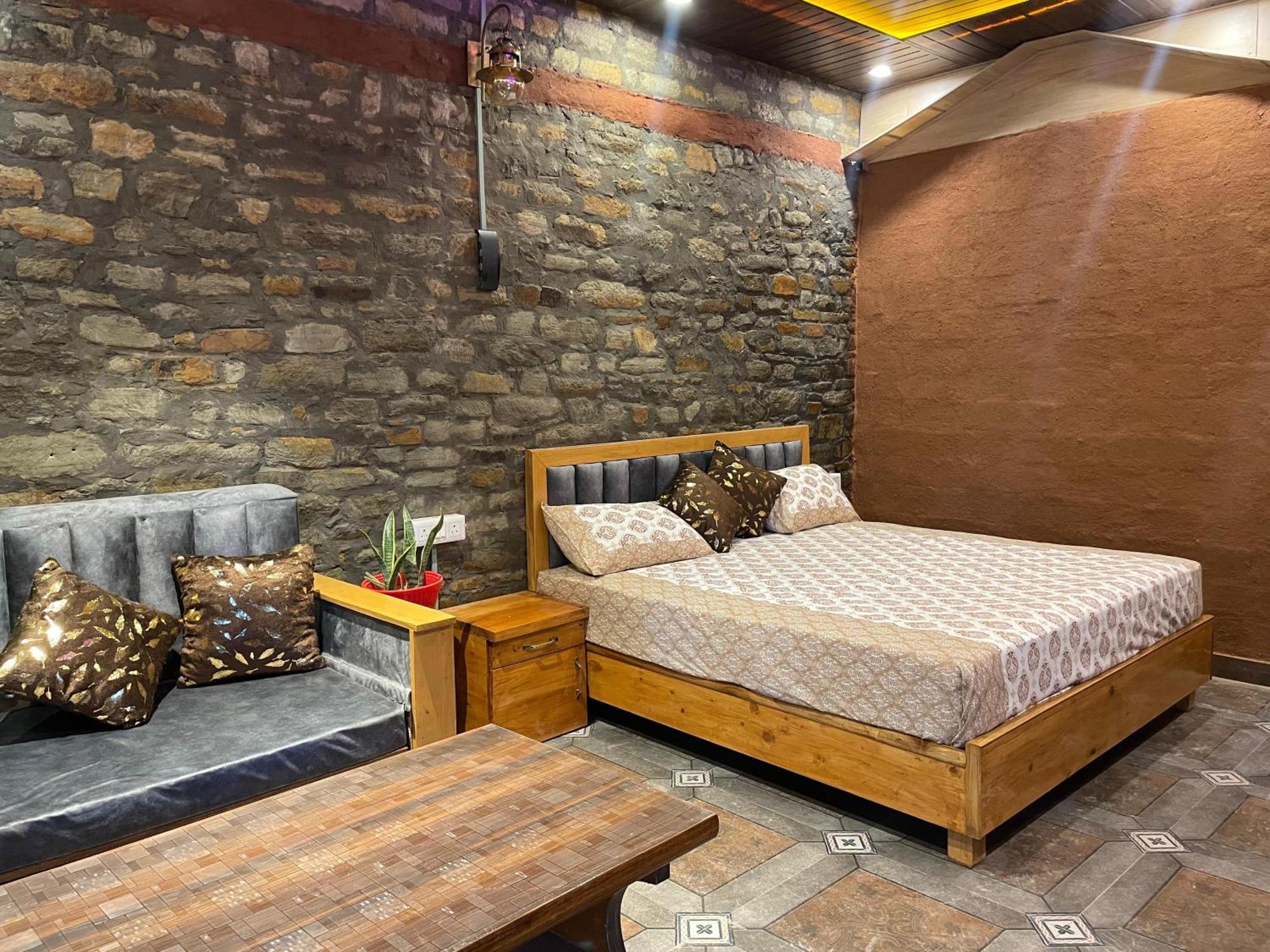 Nature Villaas Basa Homestay Pauri Экстерьер фото