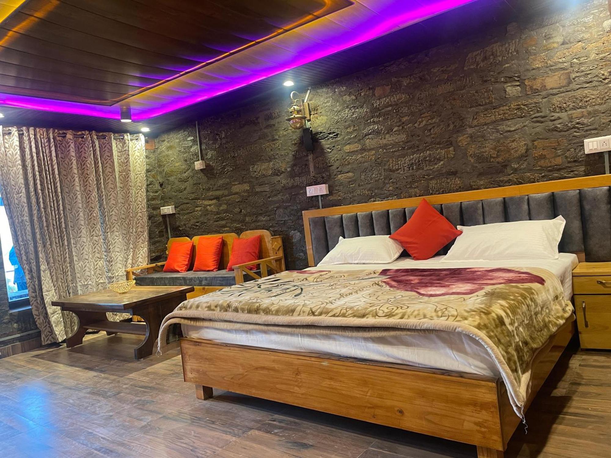 Nature Villaas Basa Homestay Pauri Экстерьер фото