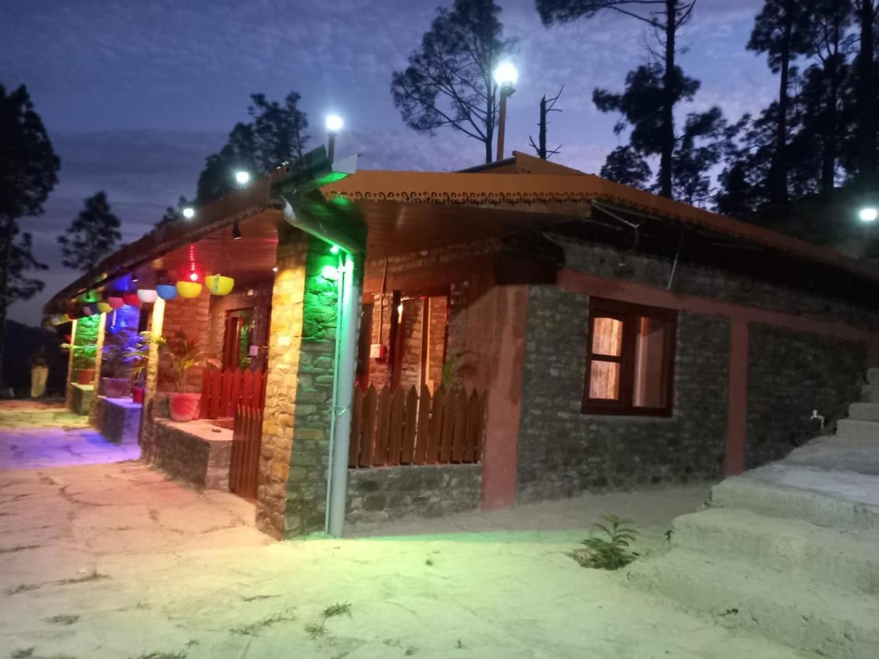 Nature Villaas Basa Homestay Pauri Экстерьер фото
