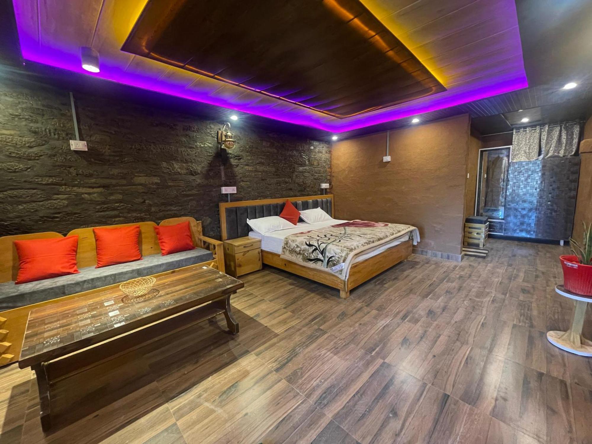 Nature Villaas Basa Homestay Pauri Экстерьер фото