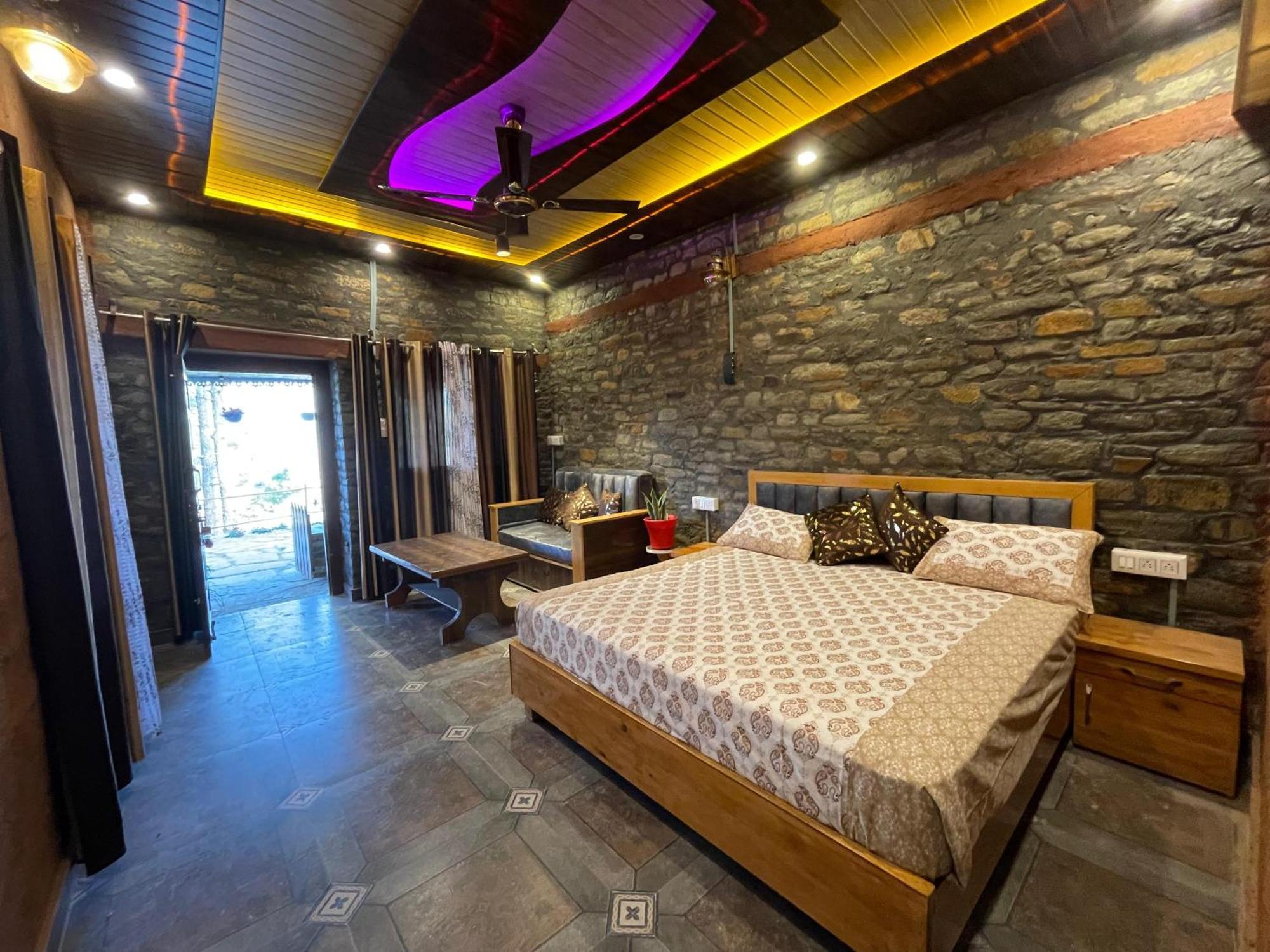 Nature Villaas Basa Homestay Pauri Экстерьер фото