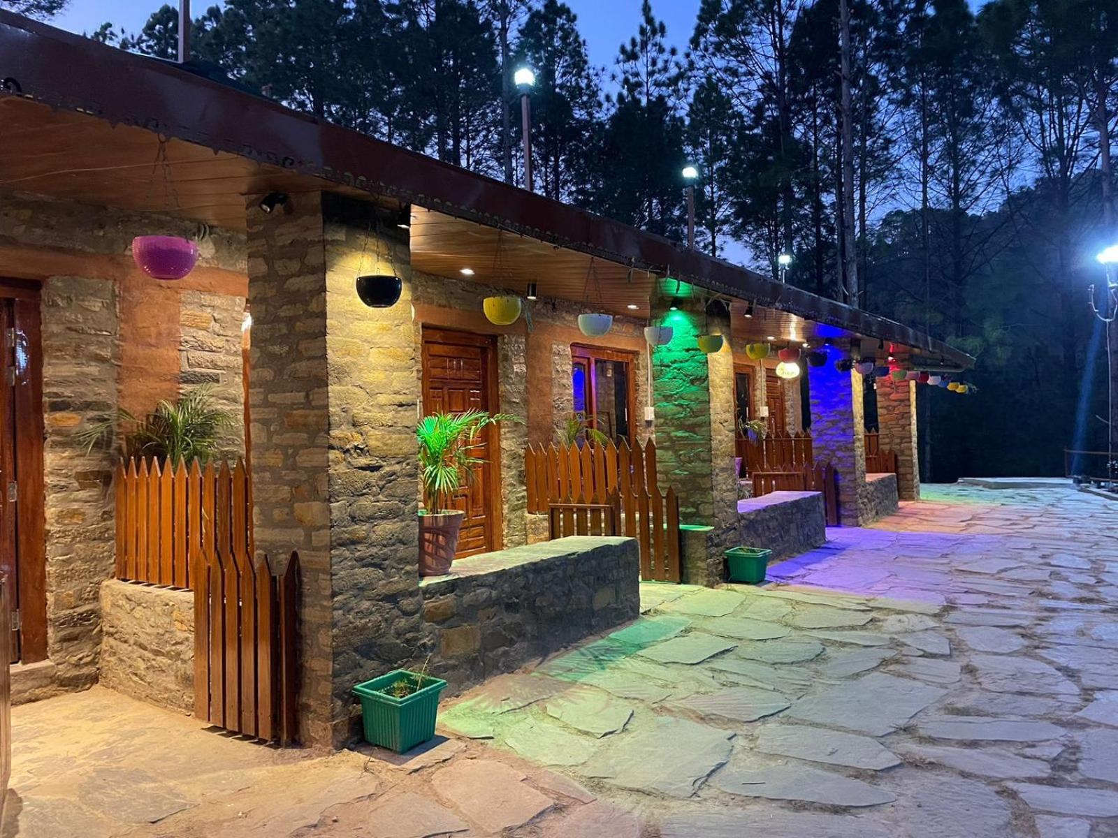 Nature Villaas Basa Homestay Pauri Экстерьер фото