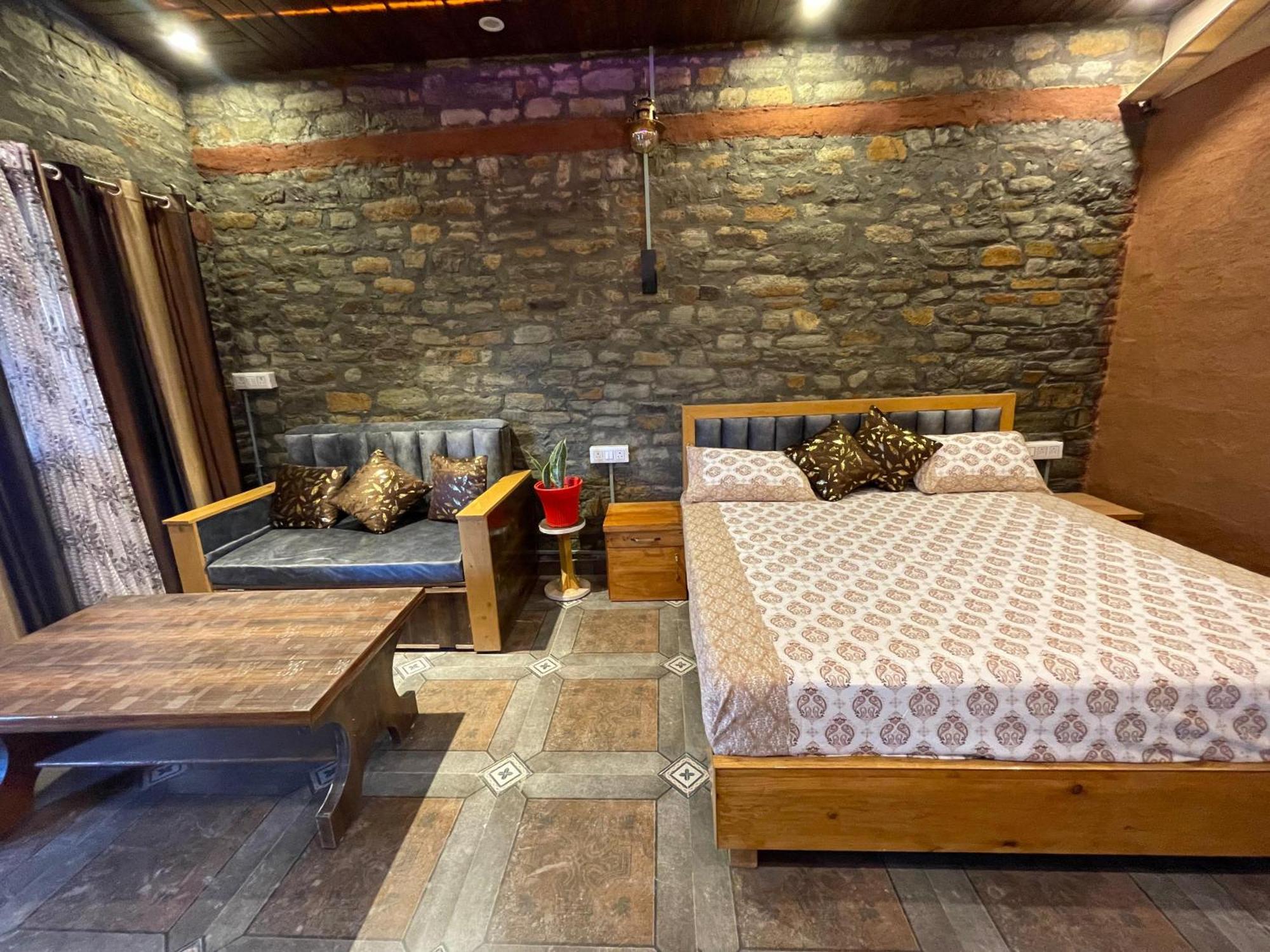Nature Villaas Basa Homestay Pauri Экстерьер фото