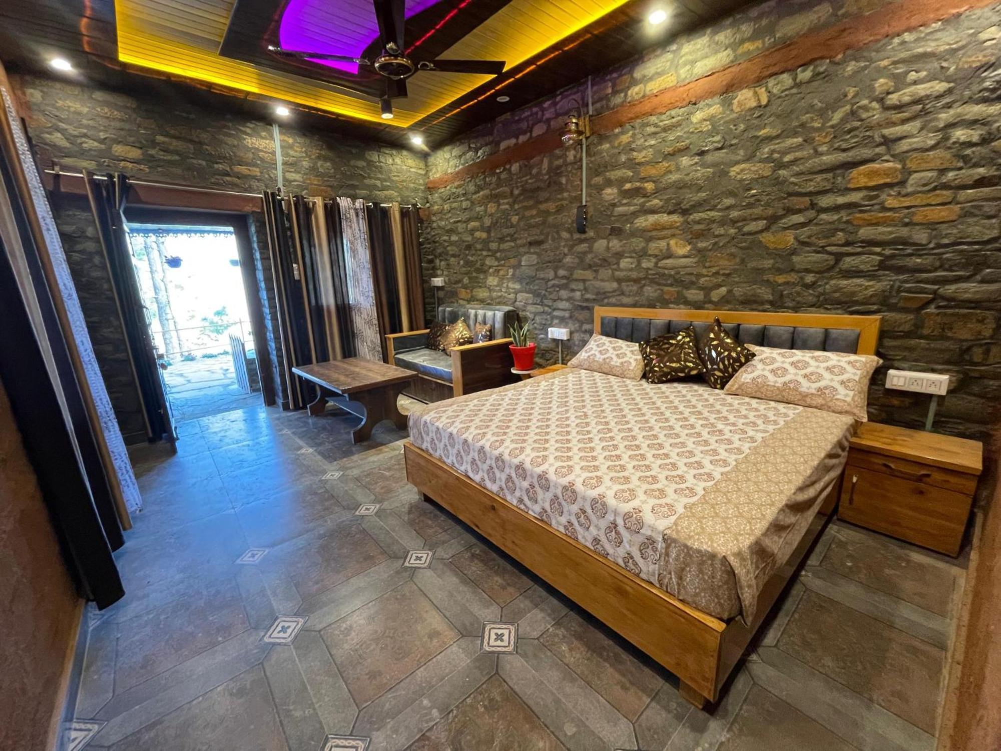 Nature Villaas Basa Homestay Pauri Экстерьер фото